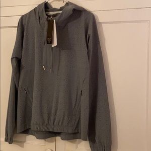 CALIA by Carrie Underwood pull over NWT